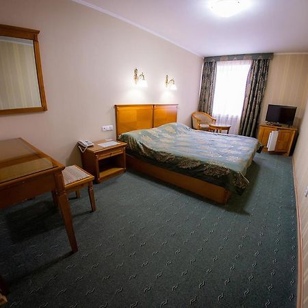 Hotel Edem Karaganda Ngoại thất bức ảnh