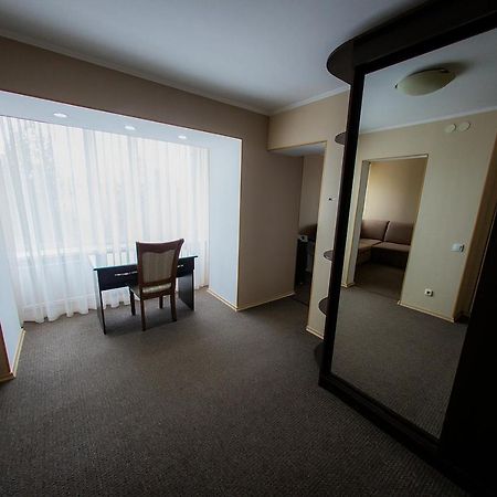 Hotel Edem Karaganda Ngoại thất bức ảnh
