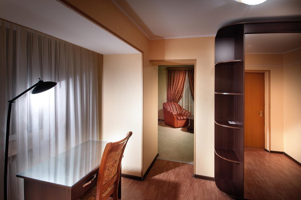 Hotel Edem Karaganda Phòng bức ảnh
