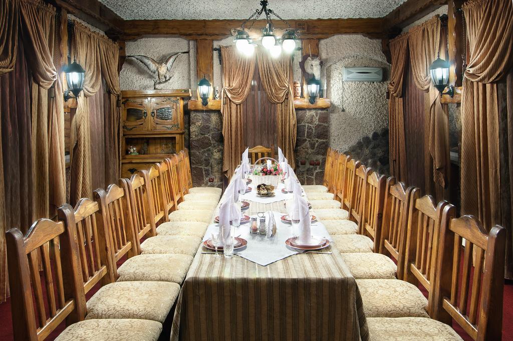 Hotel Edem Karaganda Ngoại thất bức ảnh