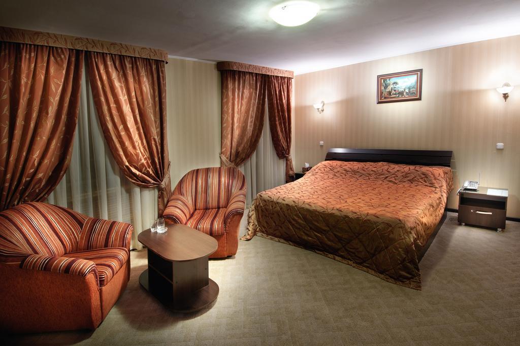 Hotel Edem Karaganda Phòng bức ảnh