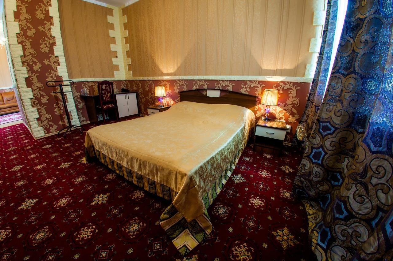 Hotel Edem Karaganda Ngoại thất bức ảnh
