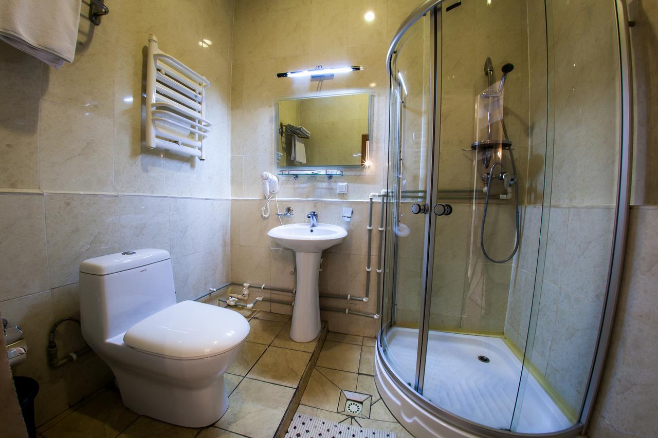 Hotel Edem Karaganda Ngoại thất bức ảnh