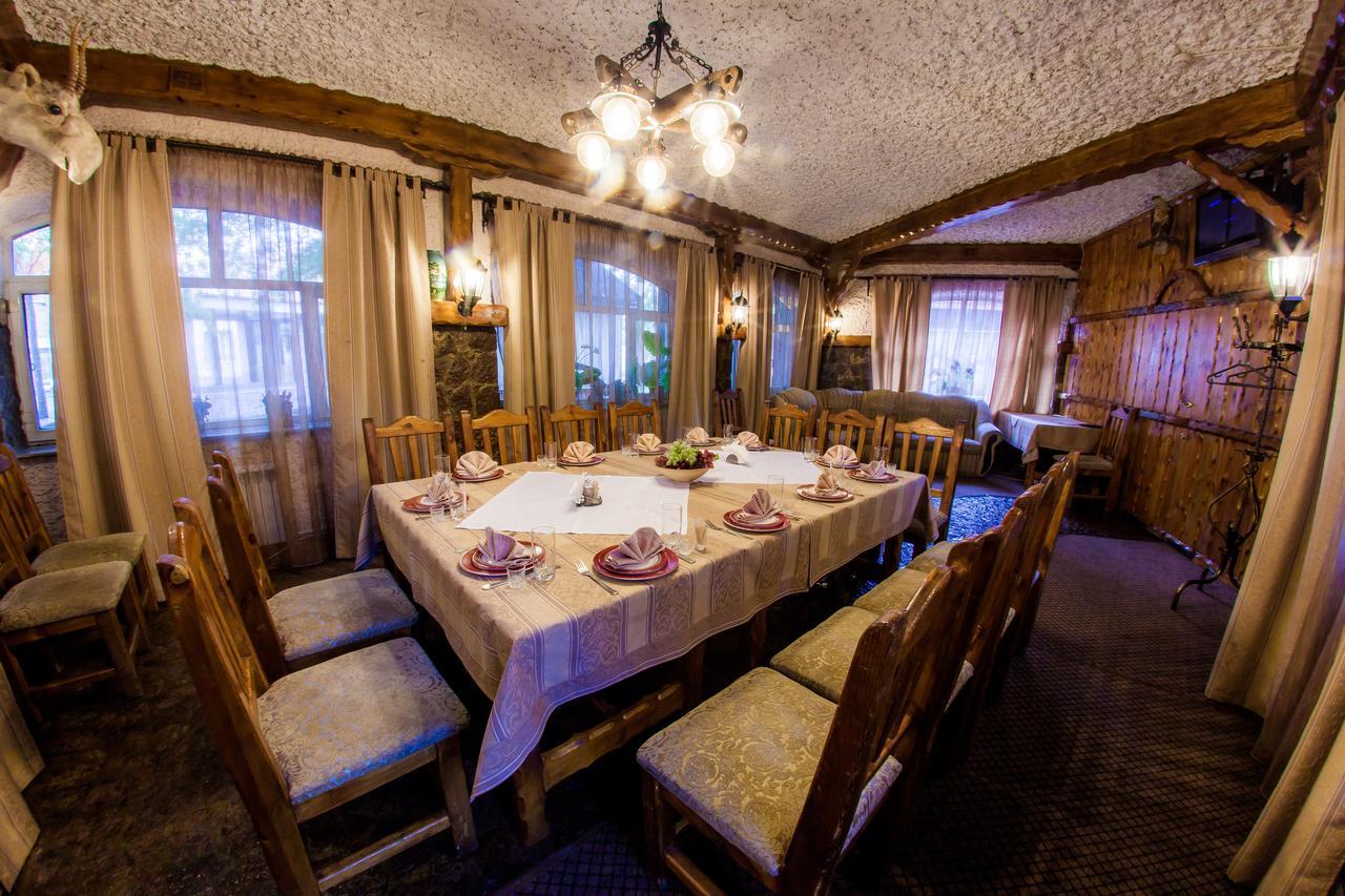 Hotel Edem Karaganda Ngoại thất bức ảnh
