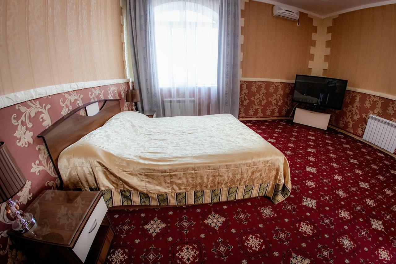 Hotel Edem Karaganda Ngoại thất bức ảnh